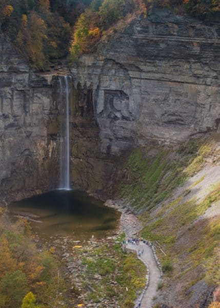 Taughannock Falls trail to the base