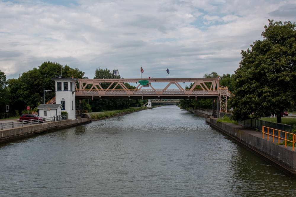 Taking a Historic Lockport Locks and Erie Canal Cruise in Niagara
