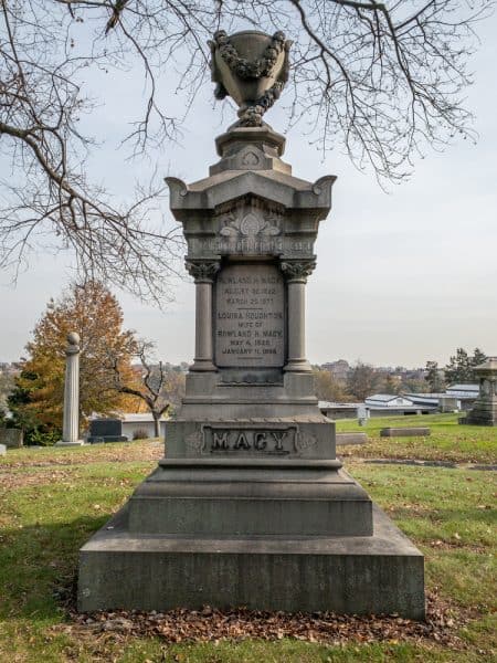 Rowland Macy's Grave in Woodlawn Cemetery