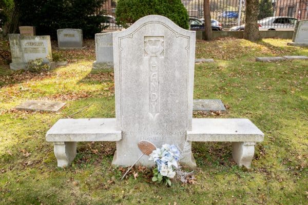 Grave of WC Handy in Woodlawn Cemetery in New York City