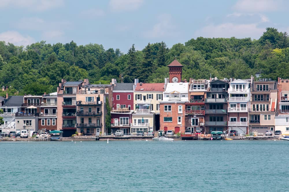 Taking a Skaneateles Lake Sightseeing Cruise with MidLakes Navigation