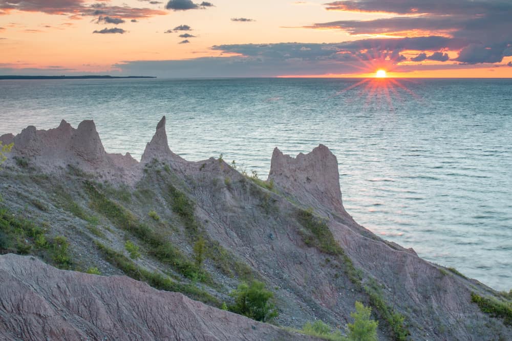 The Complete Guide to Exploring Chimney Bluffs State Park in New York