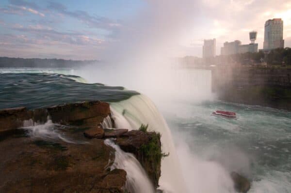 Horseshoe Falls in Niagara Falls State Park at Sunset