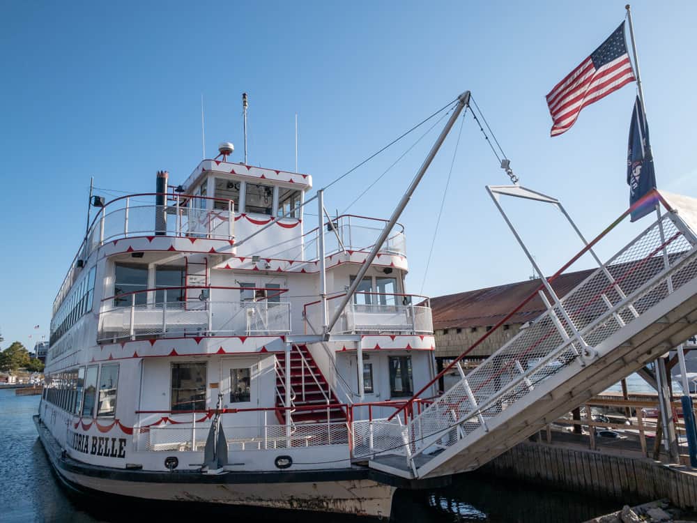 Cruising the St. Lawrence River with Uncle Sam Boat Tours - Uncovering ...