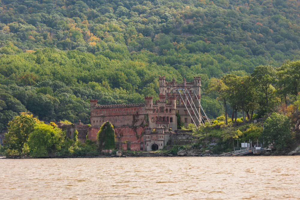 Exploring the Abandoned Bannerman Castle on an Island in the Hudson