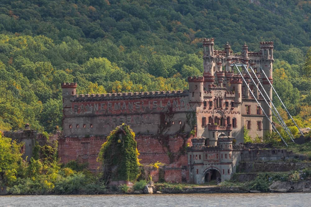 Exploring the Abandoned Bannerman Castle on an Island in the Hudson River -  Uncovering New York