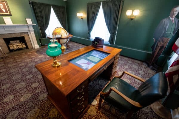 Recreated Oval Office at the Roosevelt Inaugural Site in New York
