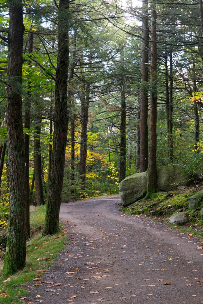 Hiking the Lake Minnewaska Trail at Minnewaska State Park Preserve