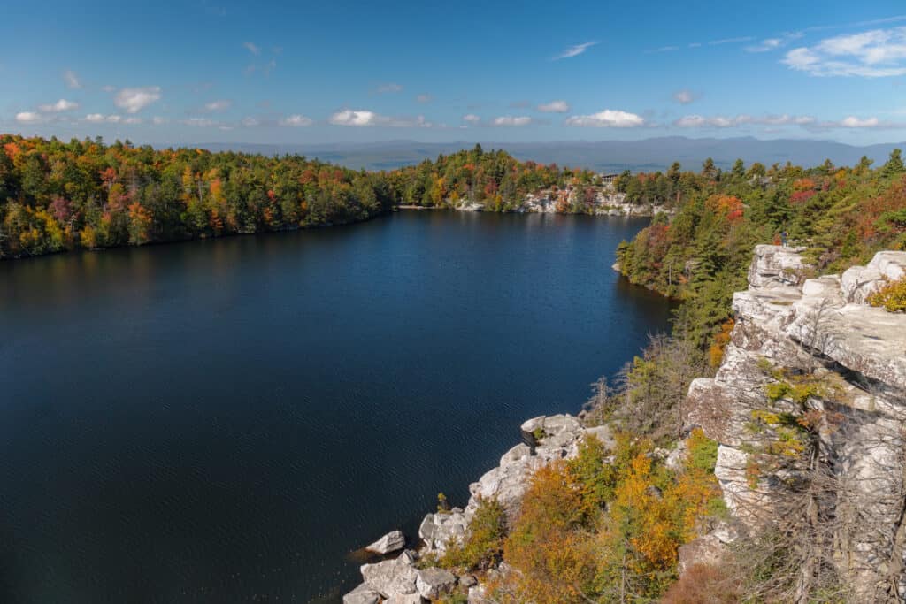 Hiking the Lake Minnewaska Trail at Minnewaska State Park Preserve