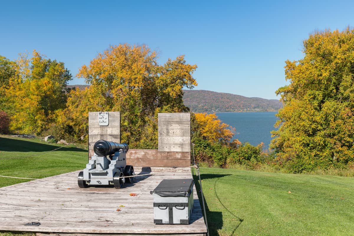 A canon looking over the Hudson River at the Stony Point Battlefield State Historic Site in New York