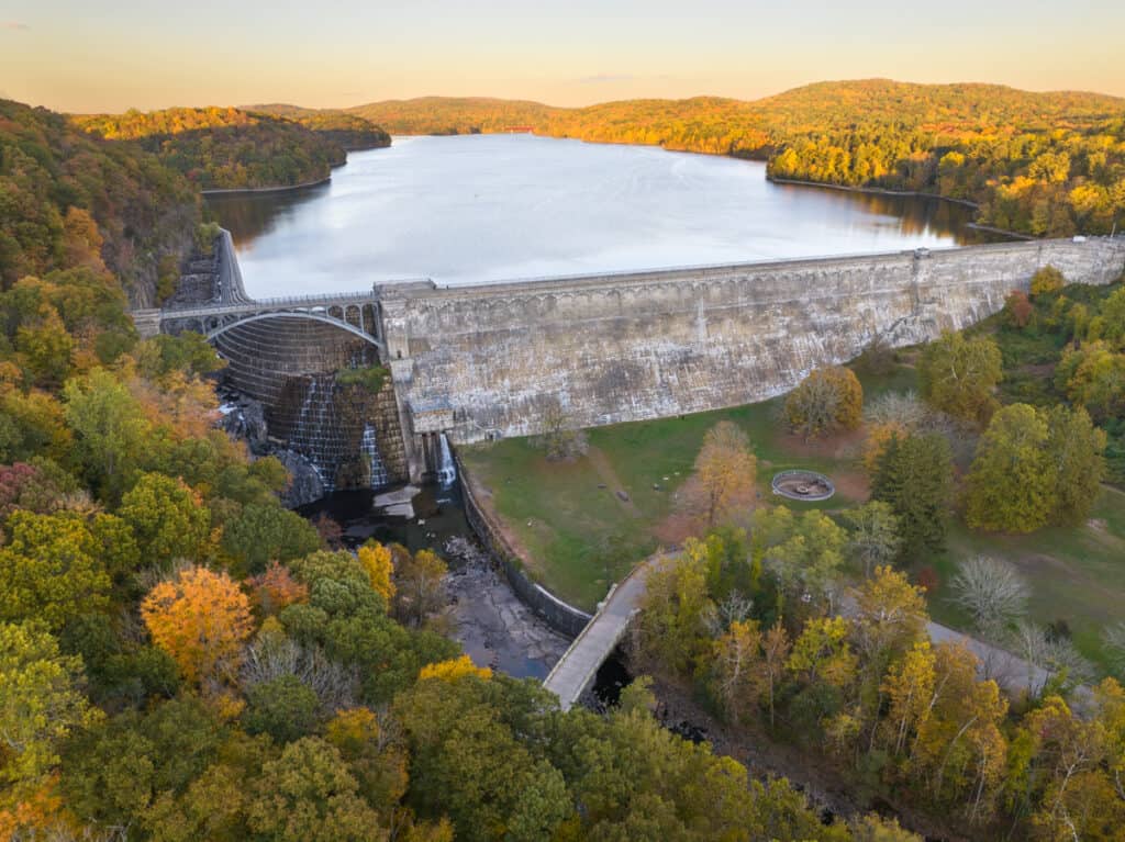 How to Get to the Waterfall and Dam in Croton Park in Westchester