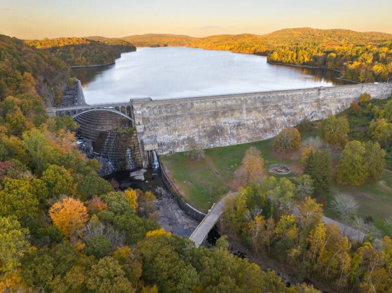 How to Get to the Waterfall and Dam in Croton Gorge Park in Westchester ...